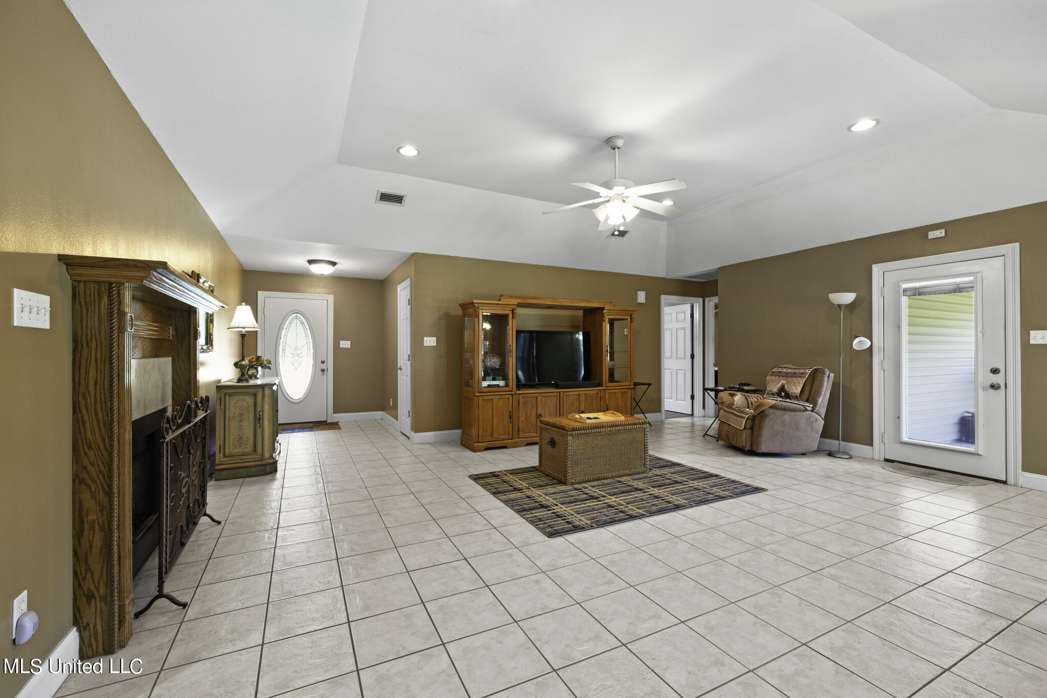 17 P M Hall Road Poplarville, MS 39470 - Photo 6 of 33 PMHallEDIT-3