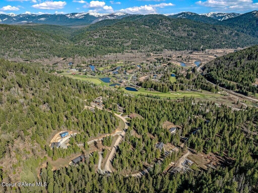133 Olympic Way Sandpoint, ID 83864 - Photo 8 of 40 On Olympic Drive