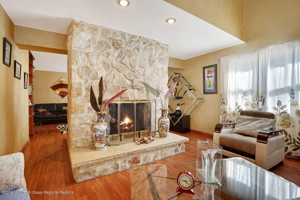 251 Lloyd Road Matawan, NJ 07747 - Photo 16 of 34 033_dsc00459-dsc00463