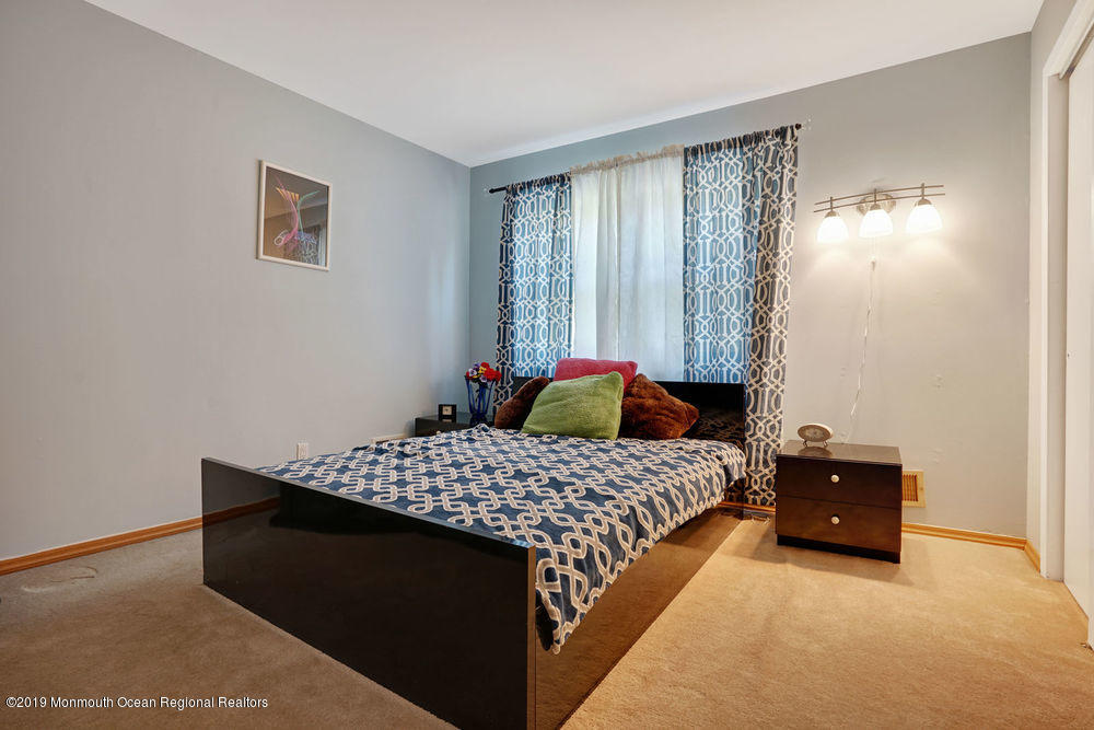 251 Lloyd Road Matawan, NJ 07747 - Photo 20 of 34 009_dsc00329-dsc00333