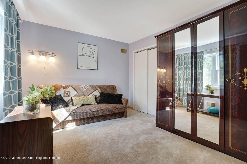 251 Lloyd Road Matawan, NJ 07747 - Photo 22 of 34 011_dsc00339-dsc00343
