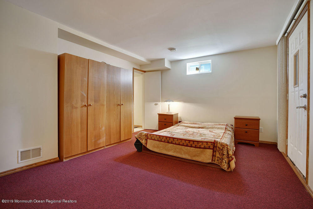 251 Lloyd Road Matawan, NJ 07747 - Photo 27 of 34 035_dsc00299-dsc00303