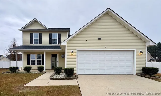 $1,900 | 311 Ranier Drive, Raeford, NC 28376