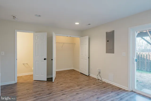 $2,500 | 2318 Drake Lane, Fredericksburg, VA 22408