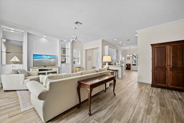 $925,000 | 227 Caravelle Drive, Jupiter, FL 33458