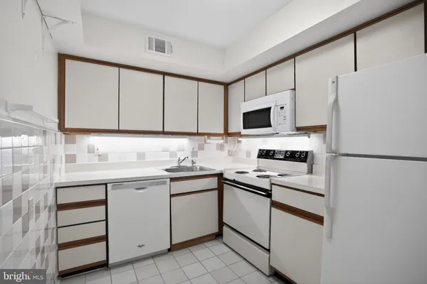 $195,000 | 111 Hampstead Drive, Unit 111, Ambler, PA 19002