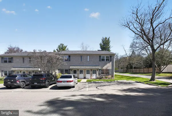 $195,000 | 111 Hampstead Drive, Unit 111, Ambler, PA 19002