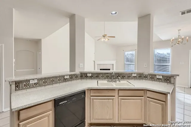 $2,395 | 1026 Persian Garden, San Antonio, TX 78258