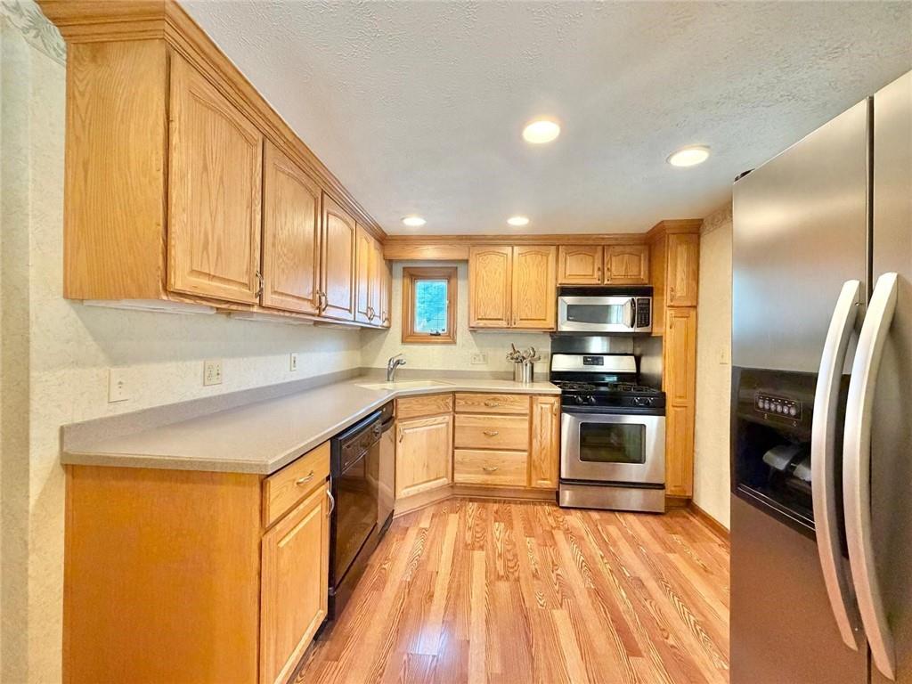 4289 Glen Lytle Road Pittsburgh, PA 15217 - Photo 10 of 46 Kitchen with plenty of Solid wood cabinets and lots of workspace.