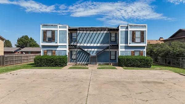 $319,900 | 7405 Avenue X, Lubbock, TX 79423