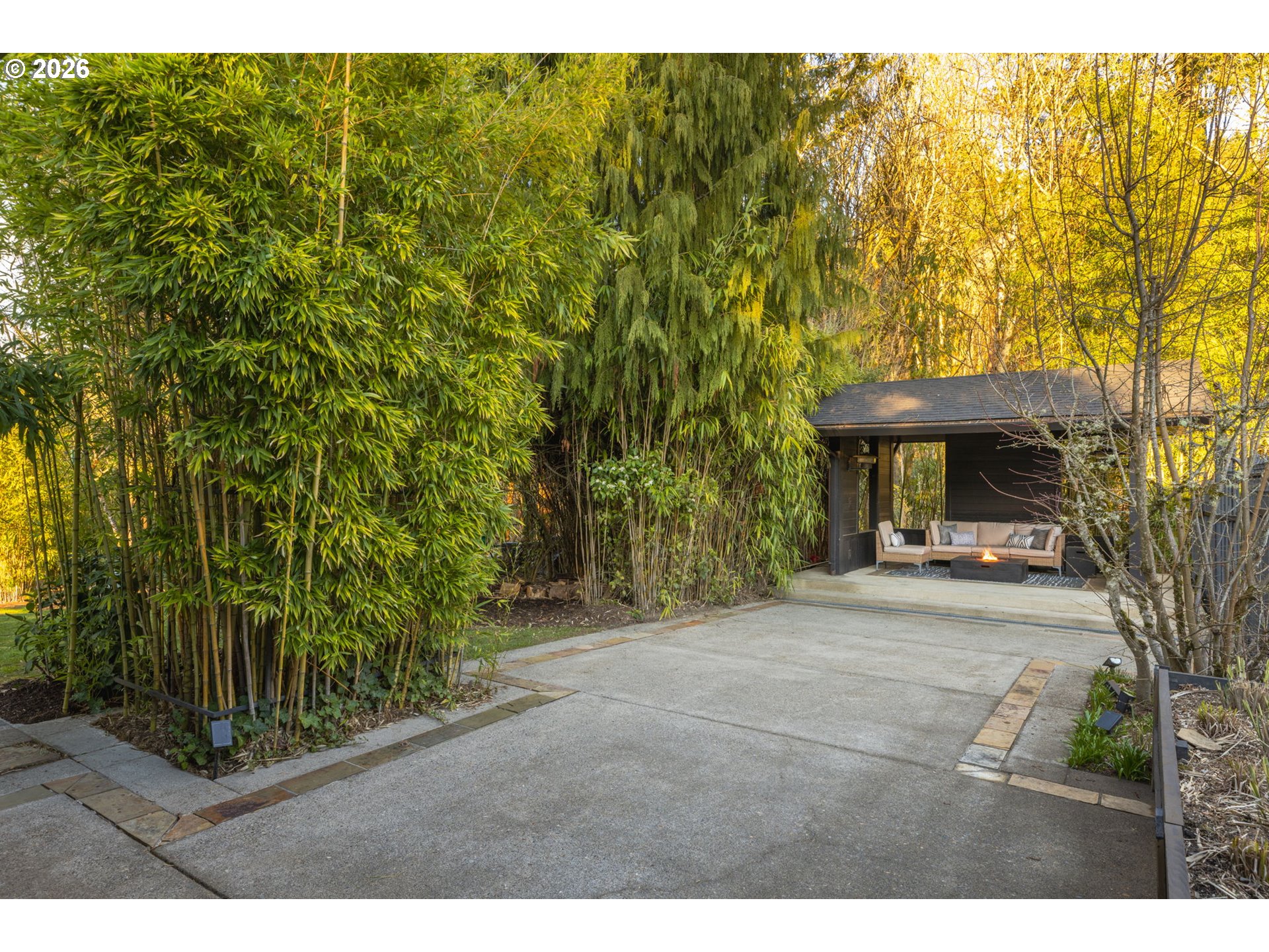 400 Northwest Miller Road Portland, OR 97229 - Photo 42 of 48 a front view of a house with a garden