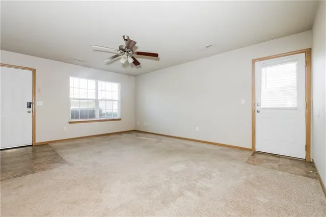 $1,430 | 210 Palmer Court, Pleasant Hill, MO 64080