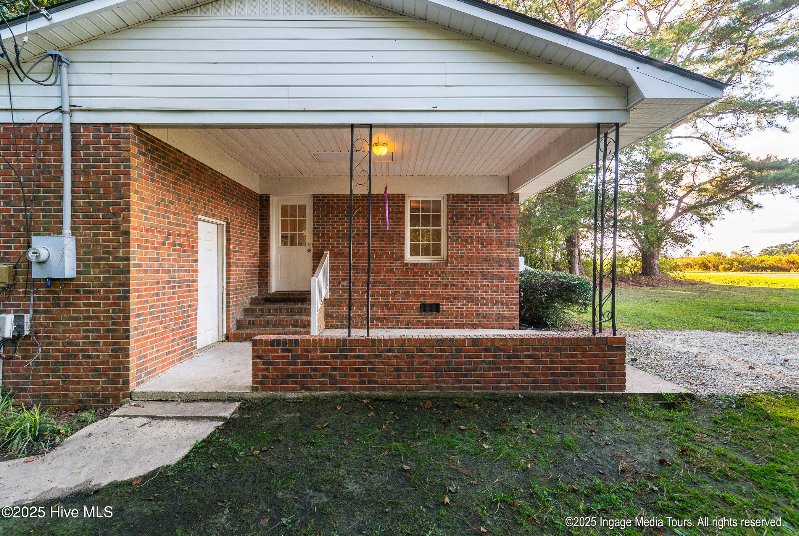 305 British Road Kinston, NC 28501 - Photo 29 of 30 20251006 MLS S_Nilsen 305 British Rd Kin