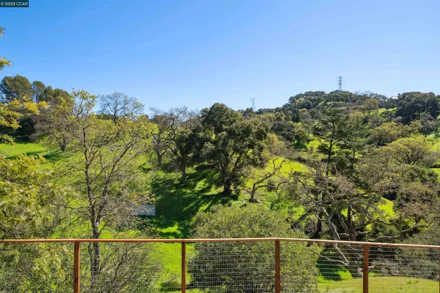 $2,298,000 | 5 Leeward Glen, Lafayette, CA 94549