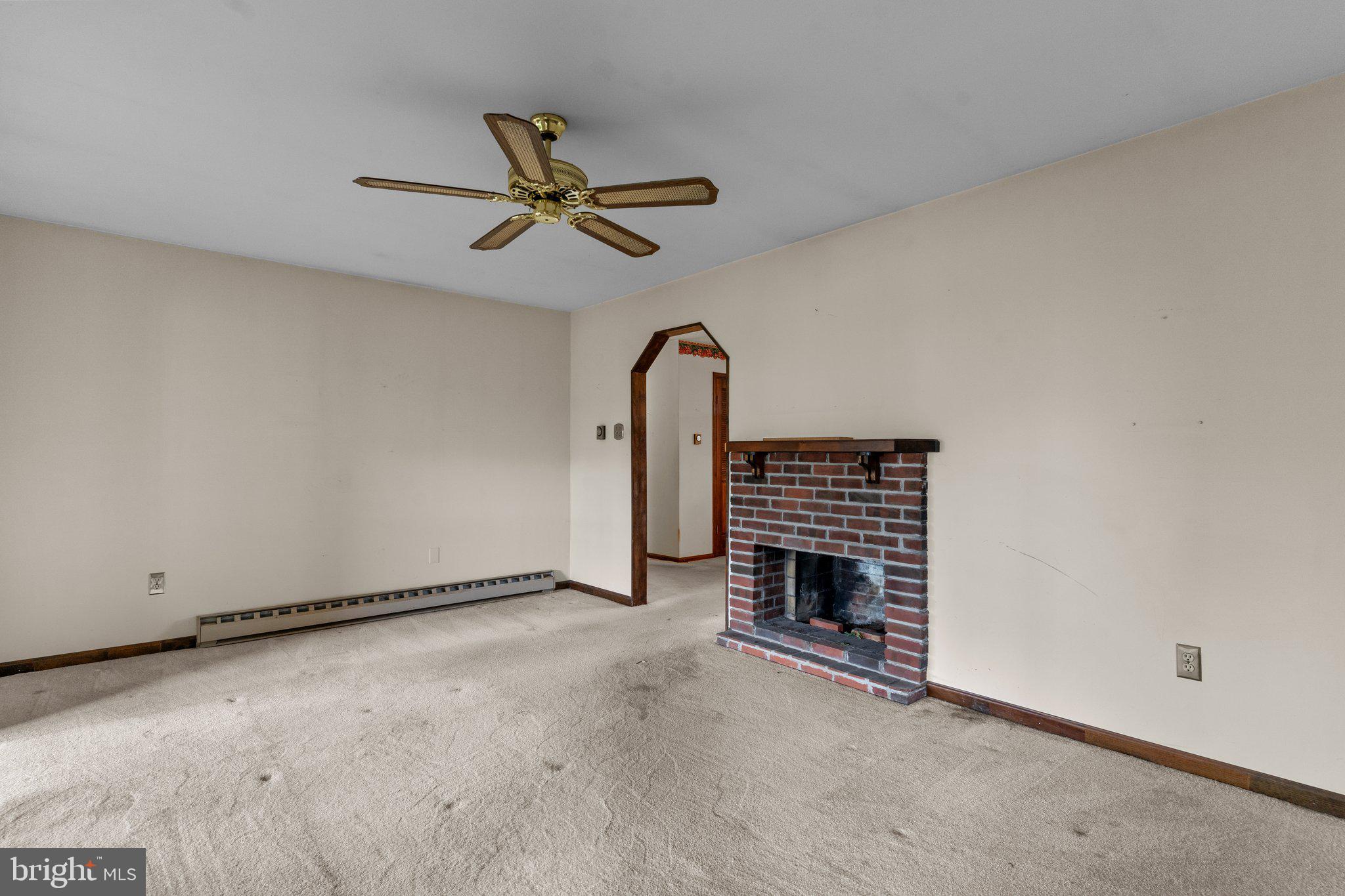 28 Gaping Rock Road Levittown, PA 19057 - Photo 12 of 26