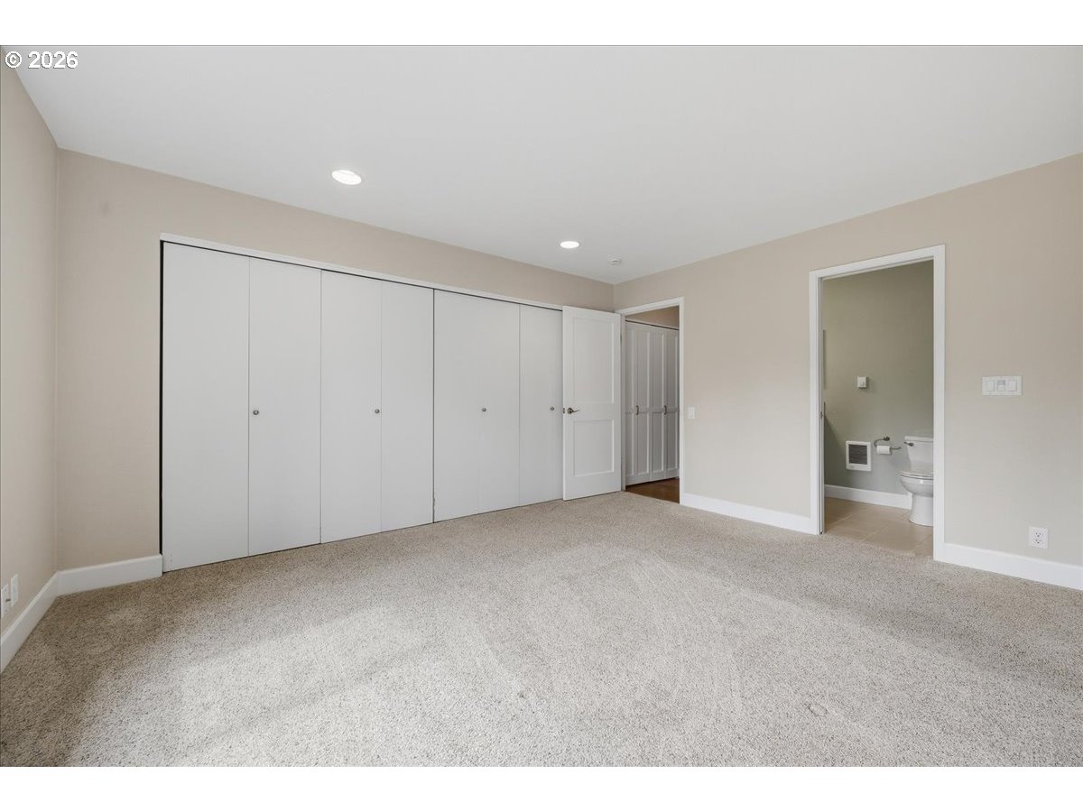 32231 Southwest Boones Bend Road Wilsonville, OR 97070 - Photo 18 of 43 Primary Bedroom