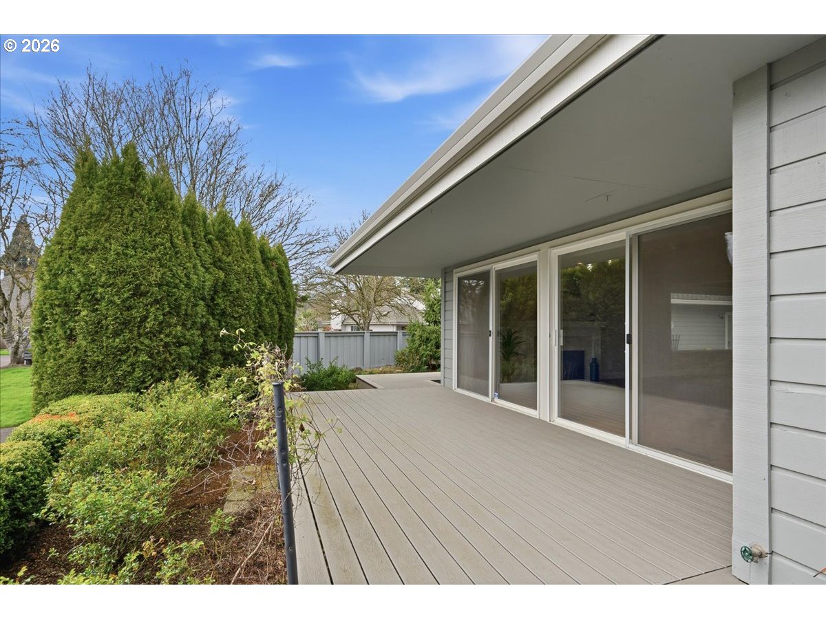 32231 Southwest Boones Bend Road Wilsonville, OR 97070 - Photo 29 of 43 Deck