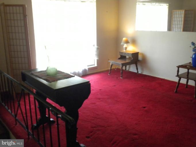 1629 Midland Road Edgewater, MD 21037 - Photo 20 of 25 Living Room