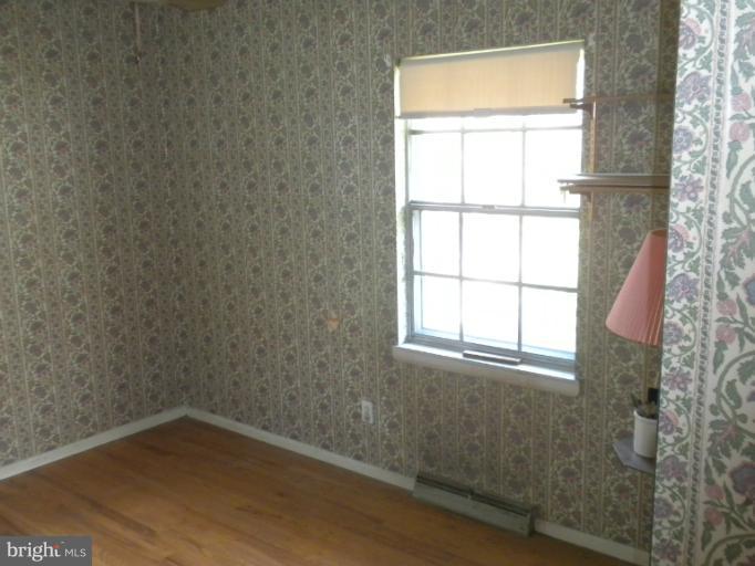 1629 Midland Road Edgewater, MD 21037 - Photo 6 of 25 Bedroom