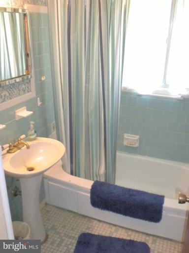1629 Midland Road Edgewater, MD 21037 - Photo 8 of 25 Bath