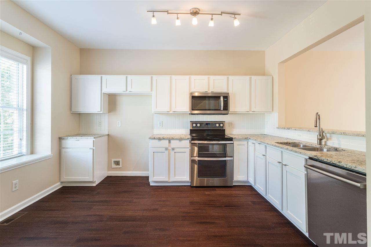 5525 Golden Arrow Lane Raleigh, NC 27613 - Photo 11 of 30 Gallery Image 11