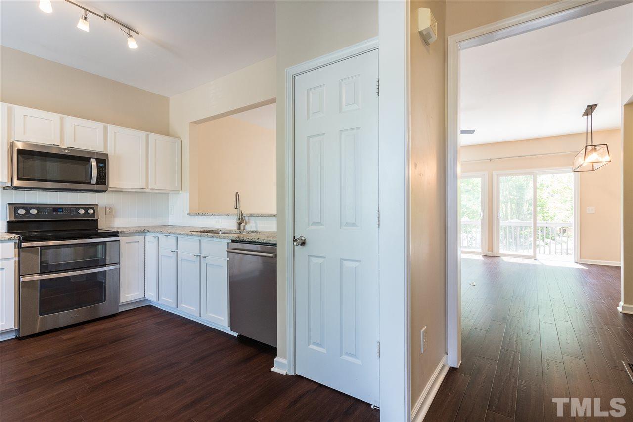 5525 Golden Arrow Lane Raleigh, NC 27613 - Photo 14 of 30 Gallery Image 14