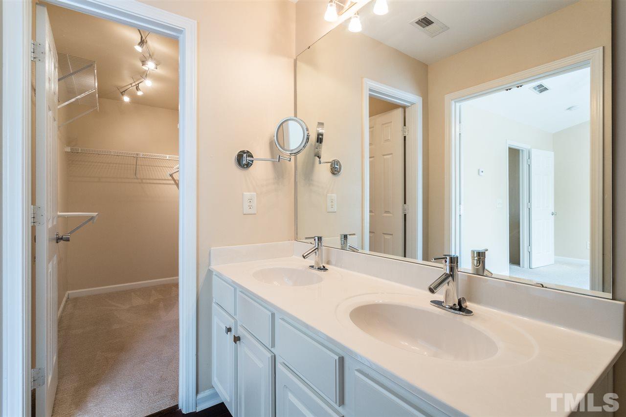 5525 Golden Arrow Lane Raleigh, NC 27613 - Photo 25 of 30 Gallery Image 25