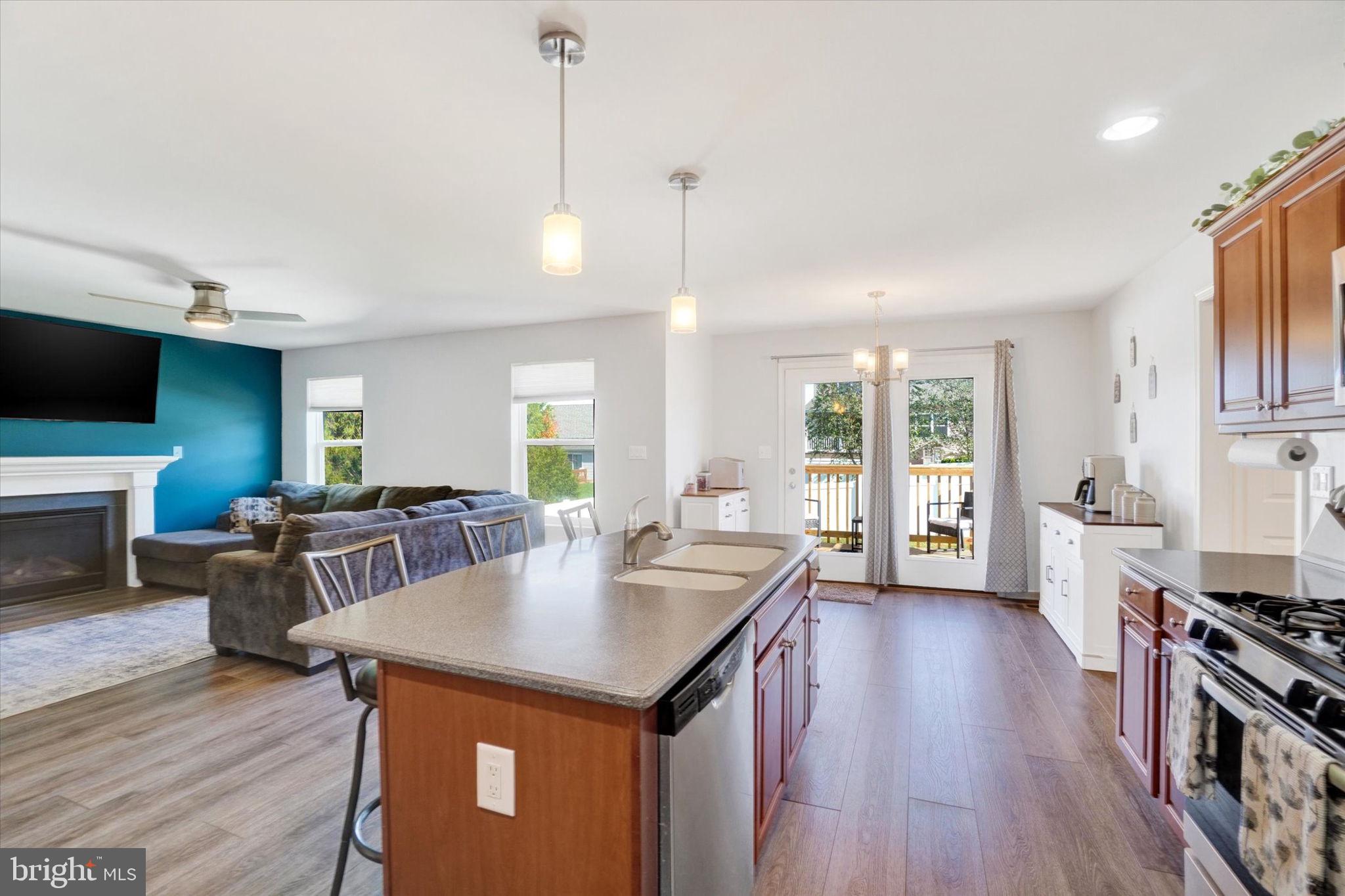 181 Spring Meadows Road Manchester, PA 17345 - Photo 8 of 36 Gallery Image 8