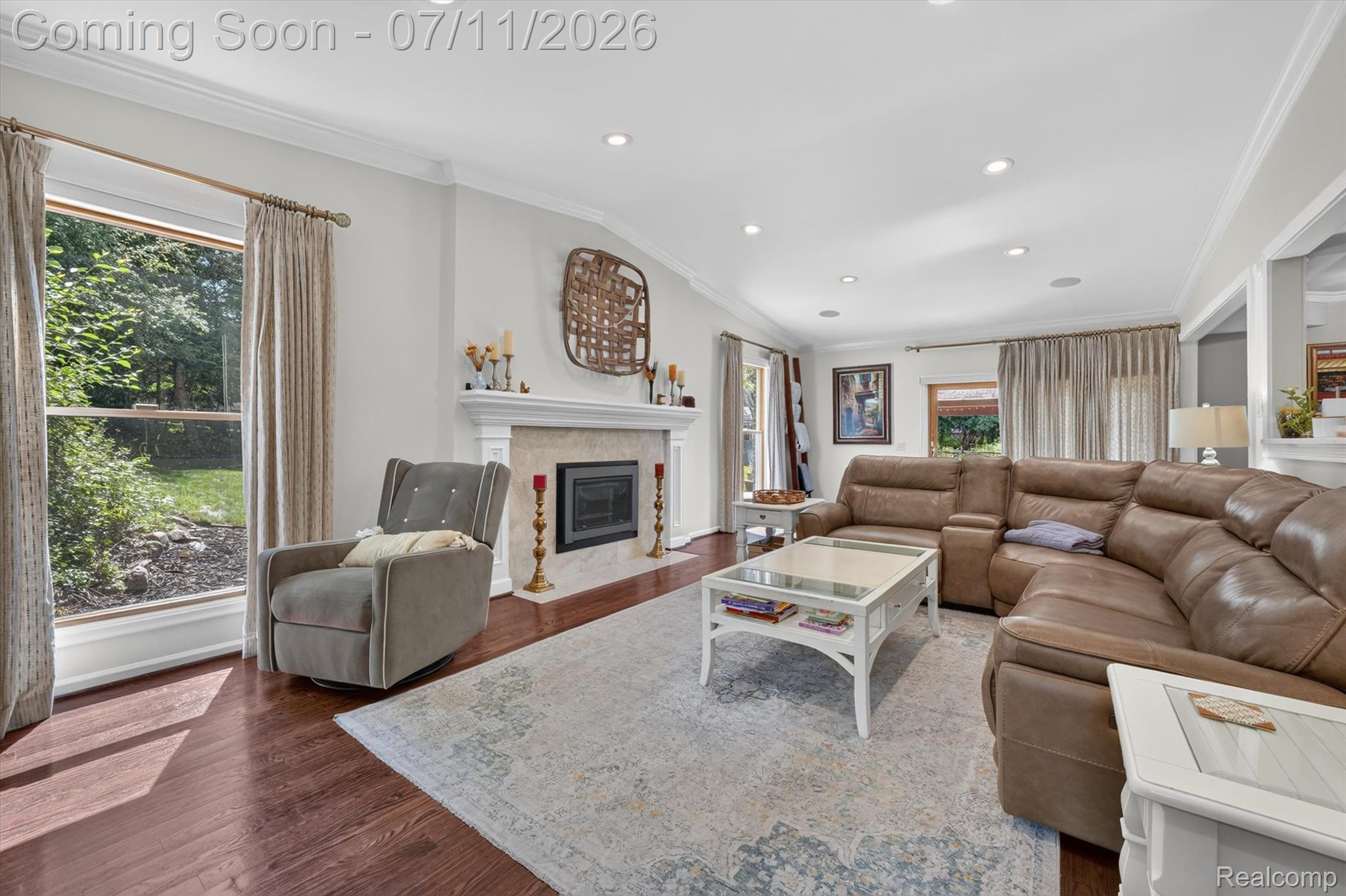 3115 Glengrove Drive Rochester, MI 48309 - Photo 21 of 66 22-3115-Glengrove-Dr-WindowStill-Photography.jpg