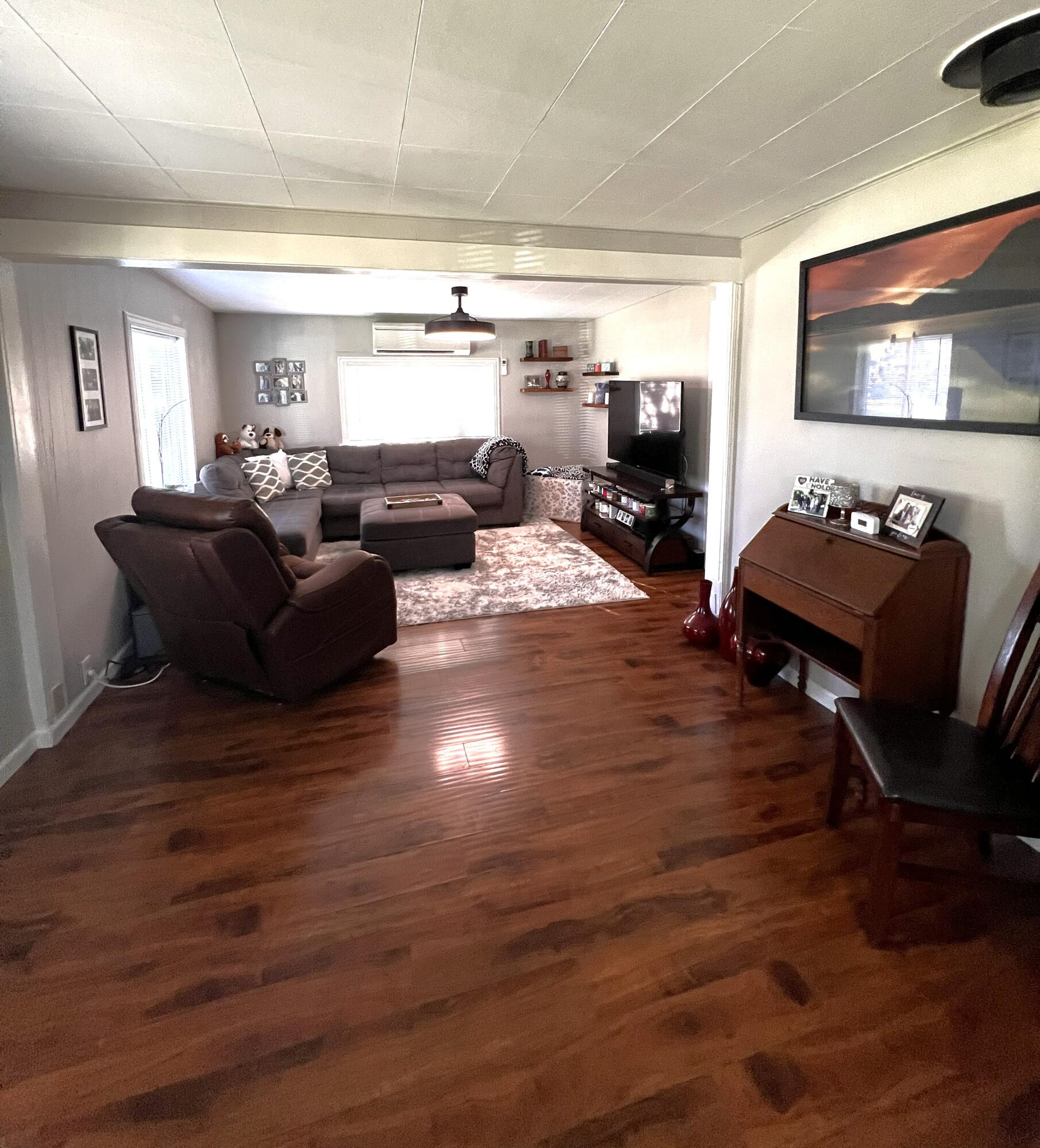 1002 Sunset Avenue Medford, OR 97501 - Photo 4 of 17