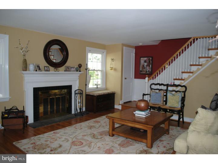 1508 Hampstead Road Wynnewood, PA 19096 - Photo 4 of 12 Living Room