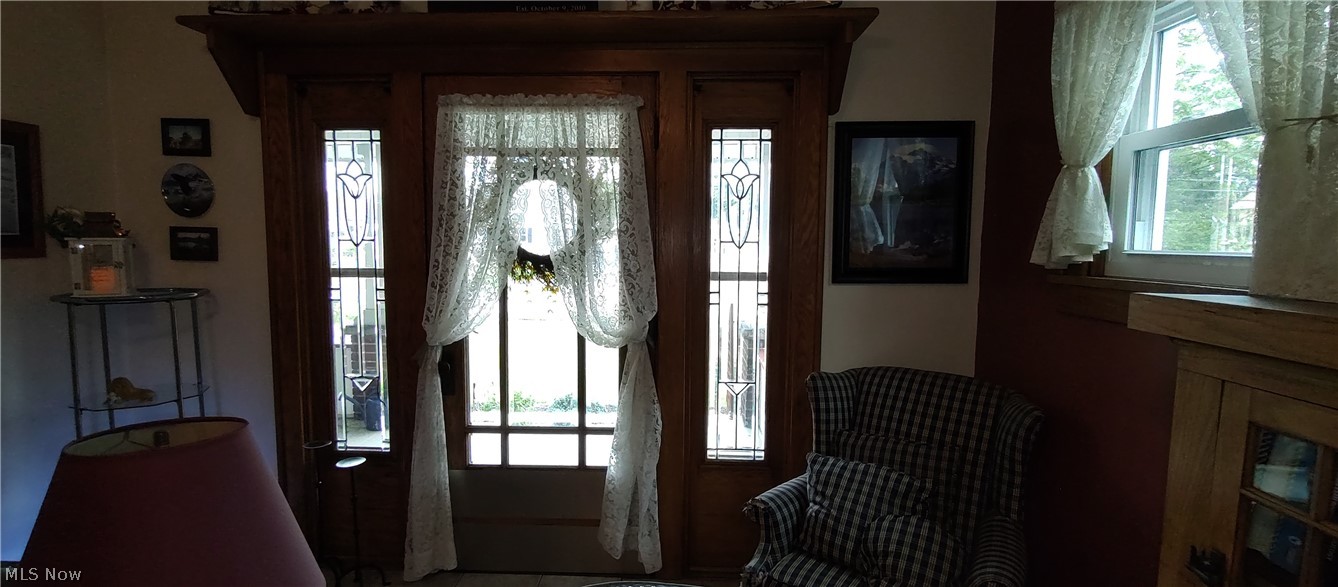 480 Sexton Street Struthers, OH 44471 - Photo 3 of 20 Gallery Image 3