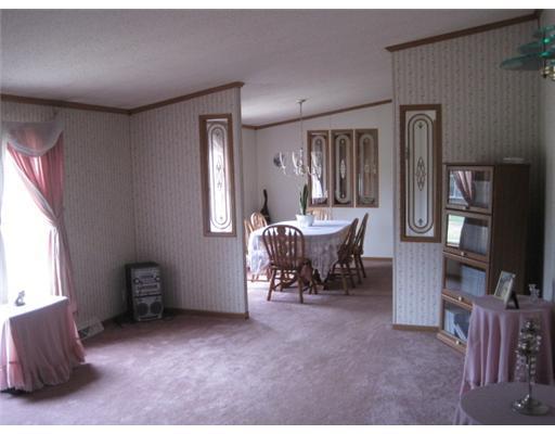 559 New Limerick Road Linneus, ME 04730 - Photo 9 of 22 Living Room.