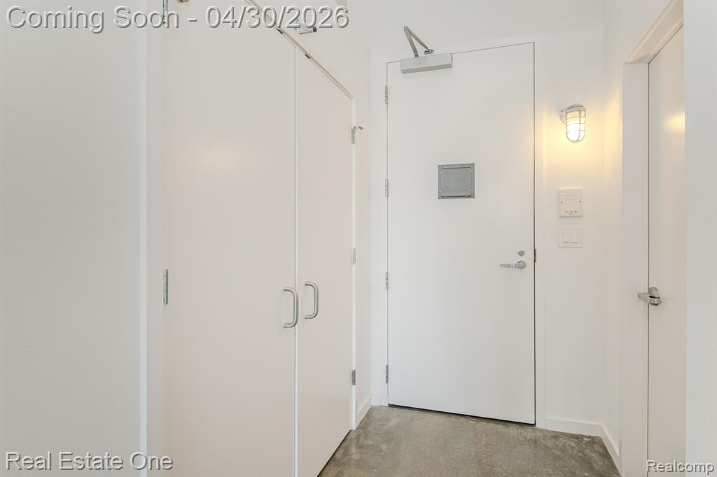 211 East 9 Mile Road, Unit 215 Ferndale, MI 48220 - Photo 7 of 34