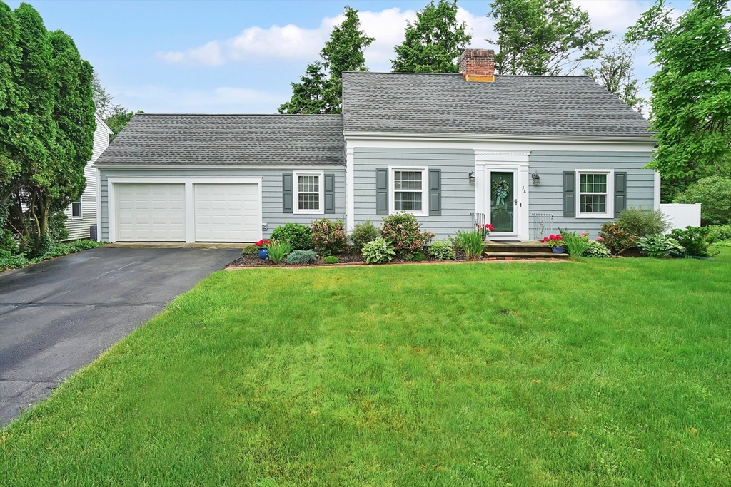38 Fallston Street Springfield, MA 01119 - Photo 1 of 35 front view of a house and a yard