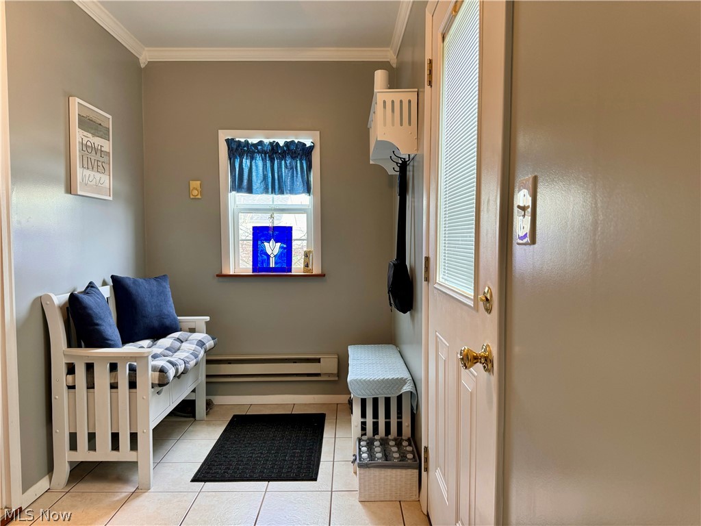 29967 Warren Road Wickliffe, OH 44092 - Photo 4 of 32 spacious mudroom at the side entry