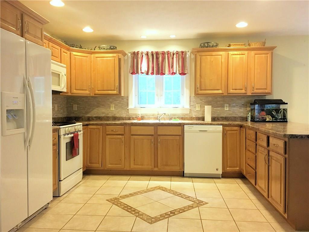 386 Ossipee Hill Road East Waterboro, ME 04030 - Photo 4 of 30 Photo