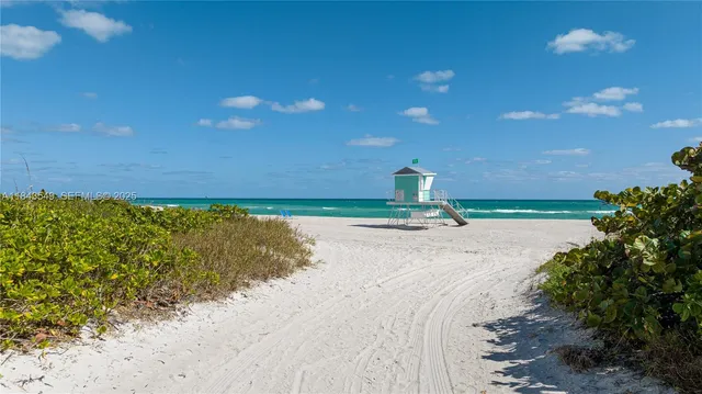 $22,500 | 15701 Collins Avenue, Unit 1004, Sunny Isles Beach, FL 33160