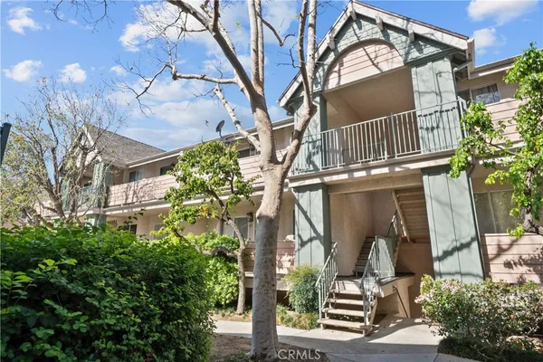 $395,000 | 13144 Bromont Avenue, Sylmar, CA 91342