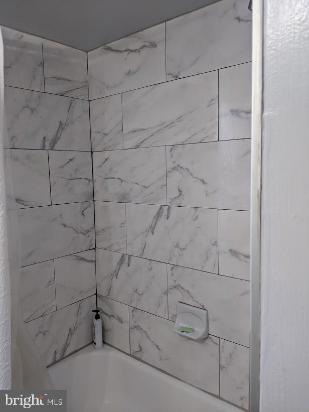 5929 Falkirk Road Baltimore, MD 21239 - Photo 18 of 24 Bathroom