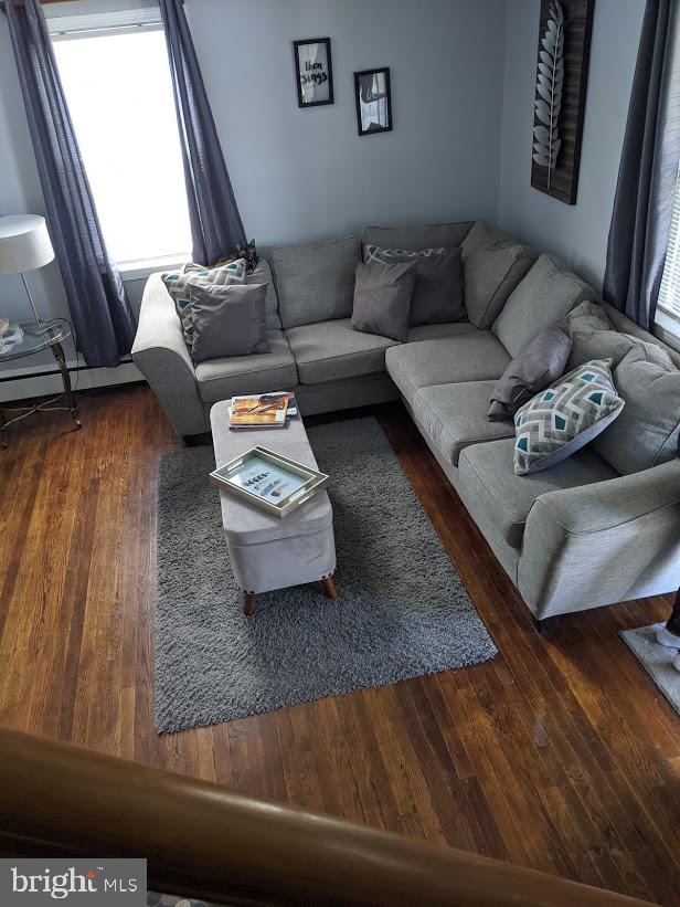 5929 Falkirk Road Baltimore, MD 21239 - Photo 6 of 24 Living Room