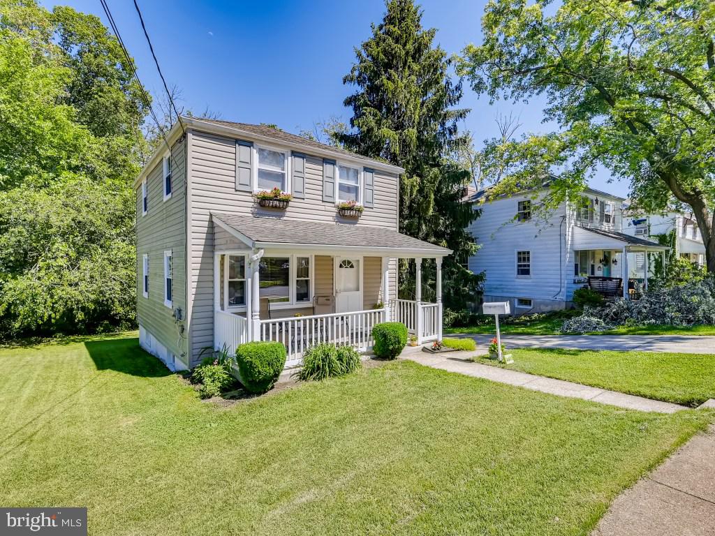 4403 Ridge Drive Baltimore, MD 21229 - Photo 2 of 28 Gallery Image 2