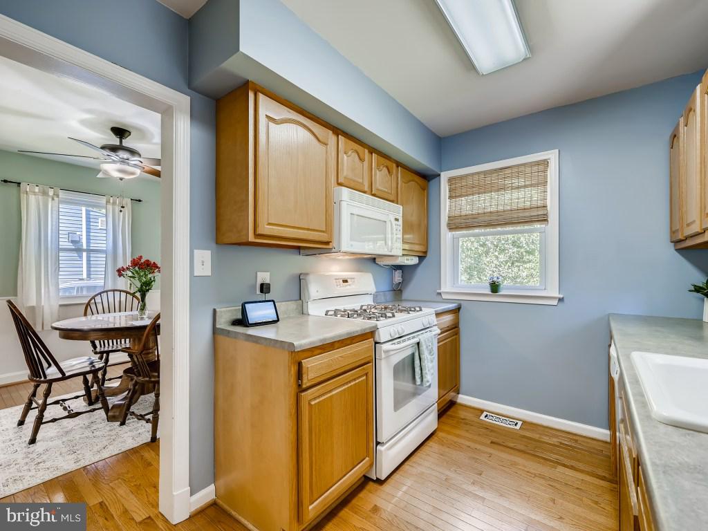 4403 Ridge Drive Baltimore, MD 21229 - Photo 14 of 28 Gallery Image 14