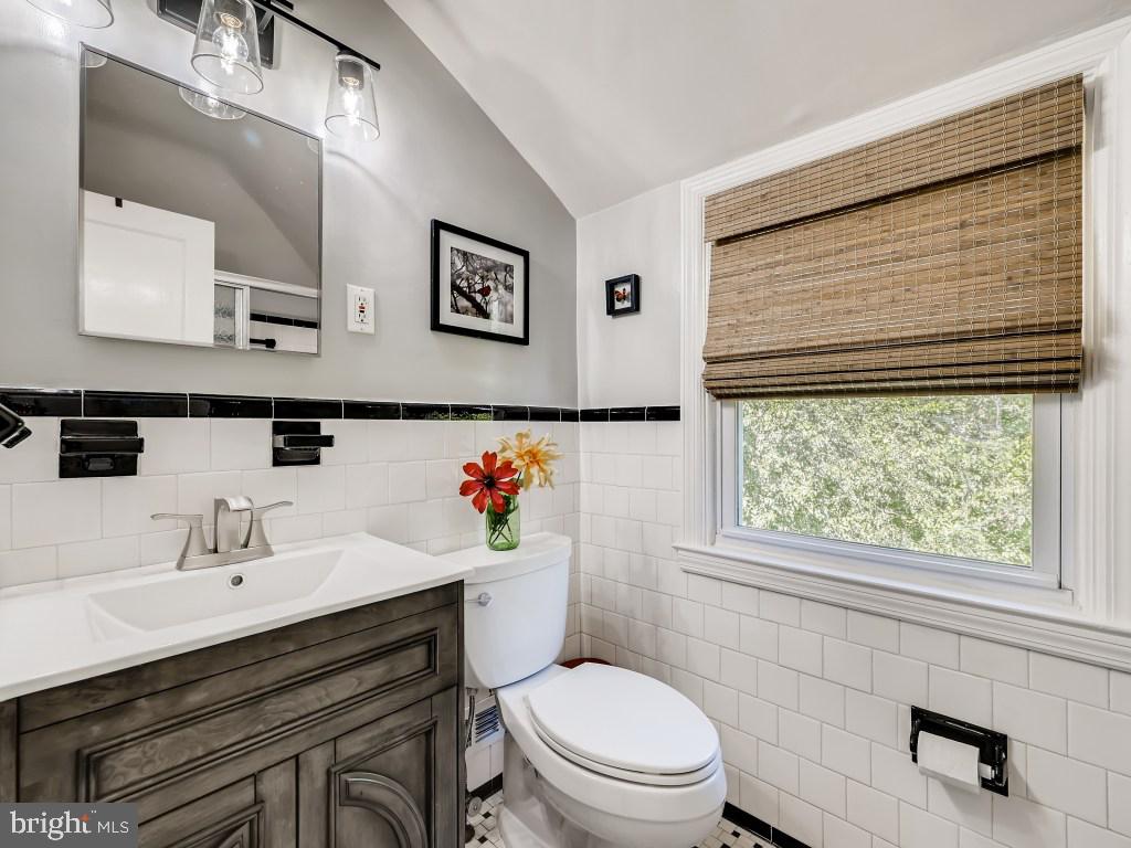 4403 Ridge Drive Baltimore, MD 21229 - Photo 18 of 28 Gallery Image 18