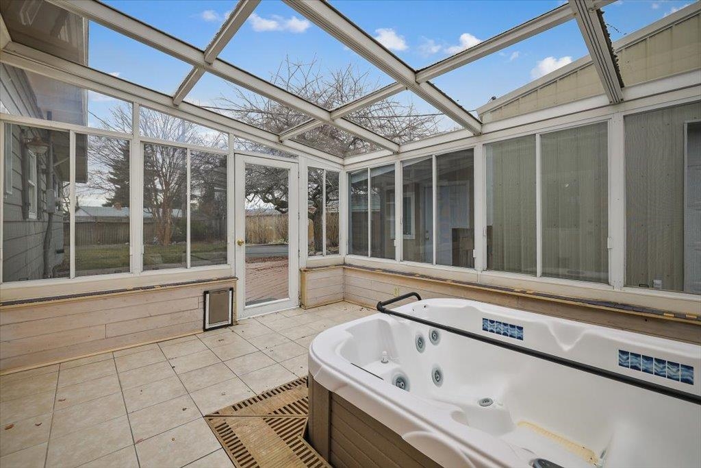 905 North Ravalli Drive Spokane Valley, WA 99037 - Photo 24 of 40