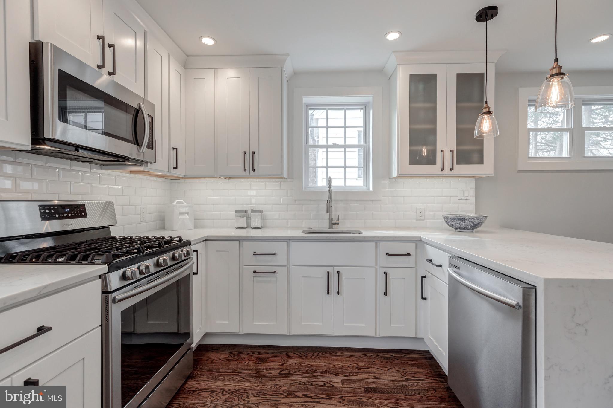702 Dartmouth Avenue Silver Spring, MD 20910 - Photo 5 of 19 Gourmet Newly Updated Kitchen w/Quartz countertops