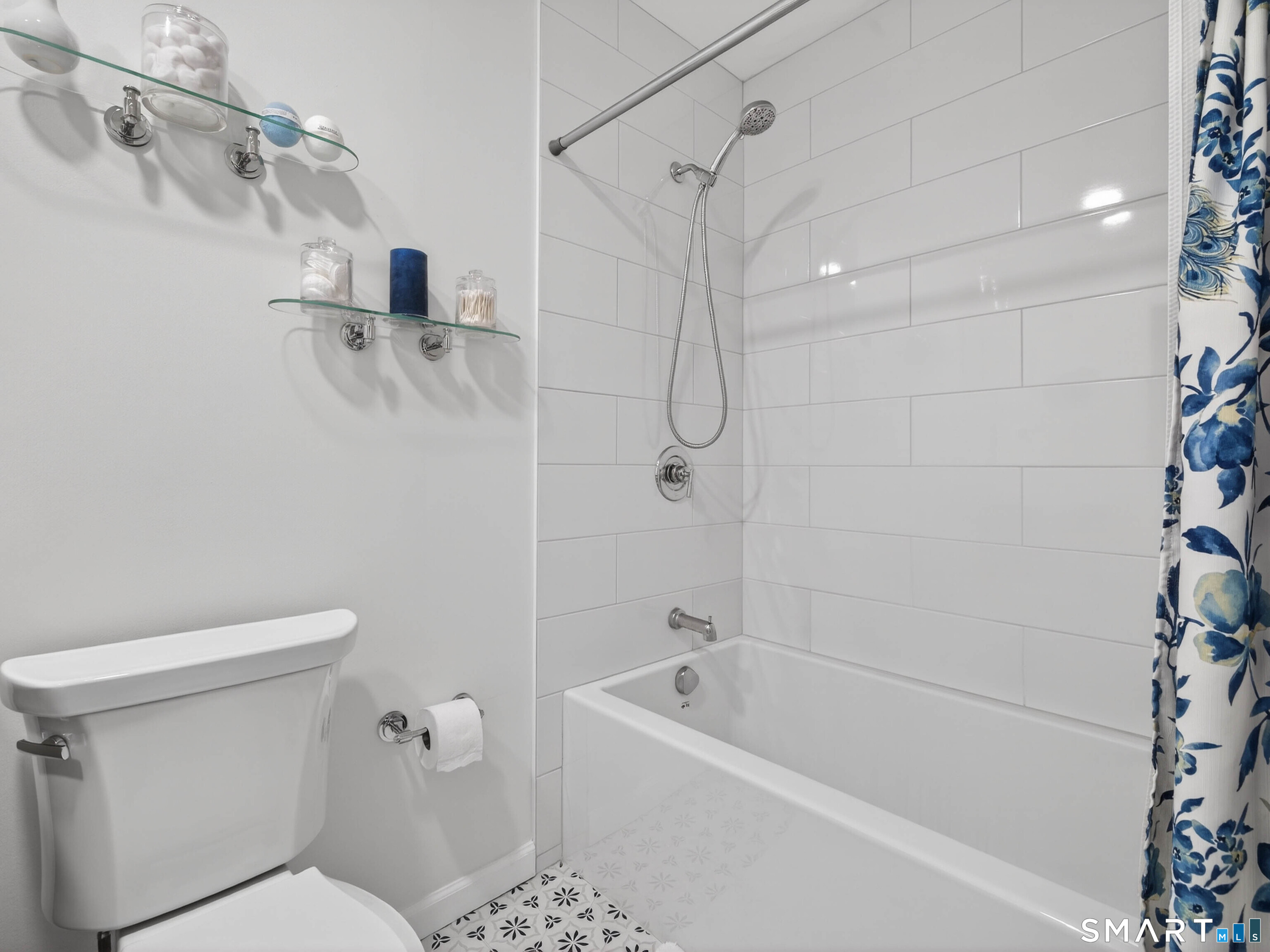 102 Foxbridge Village Road, Unit 102 Branford, CT 06405 - Photo 28 of 38 Main bath redone 2022