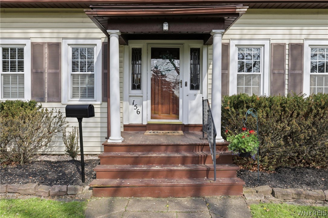 156 Garrison Road Amherst, NY 14221 - Photo 3 of 40