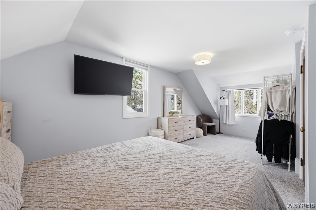 156 Garrison Road Amherst, NY 14221 - Photo 32 of 40