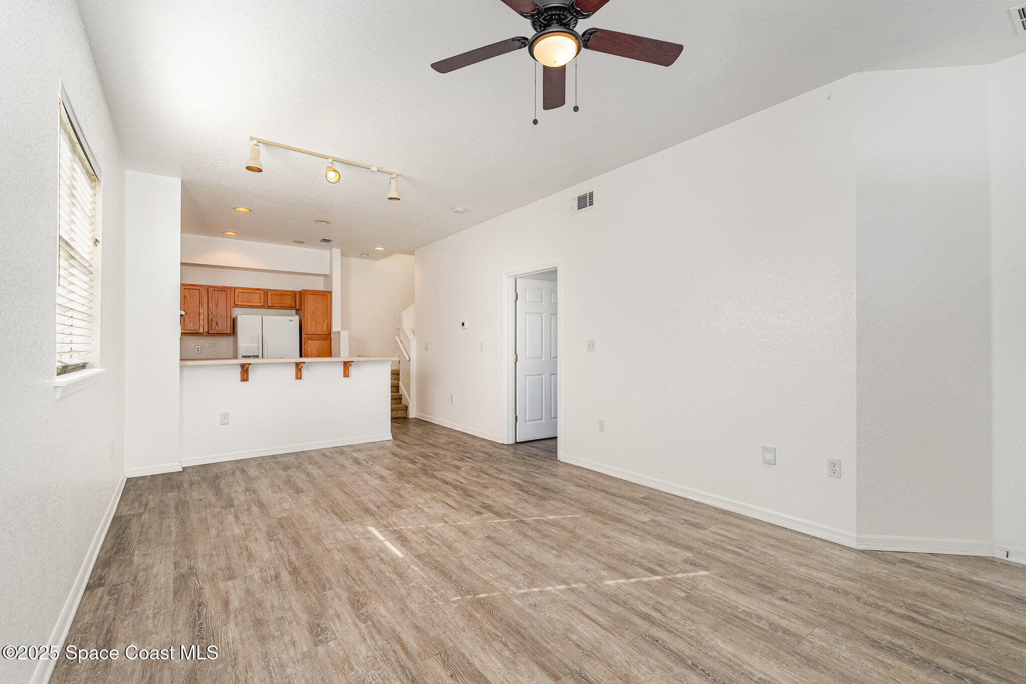 105 Turpial Way, Unit 104 Melbourne, FL 32901 - Photo 3 of 15 003_dsc00104-edit_379